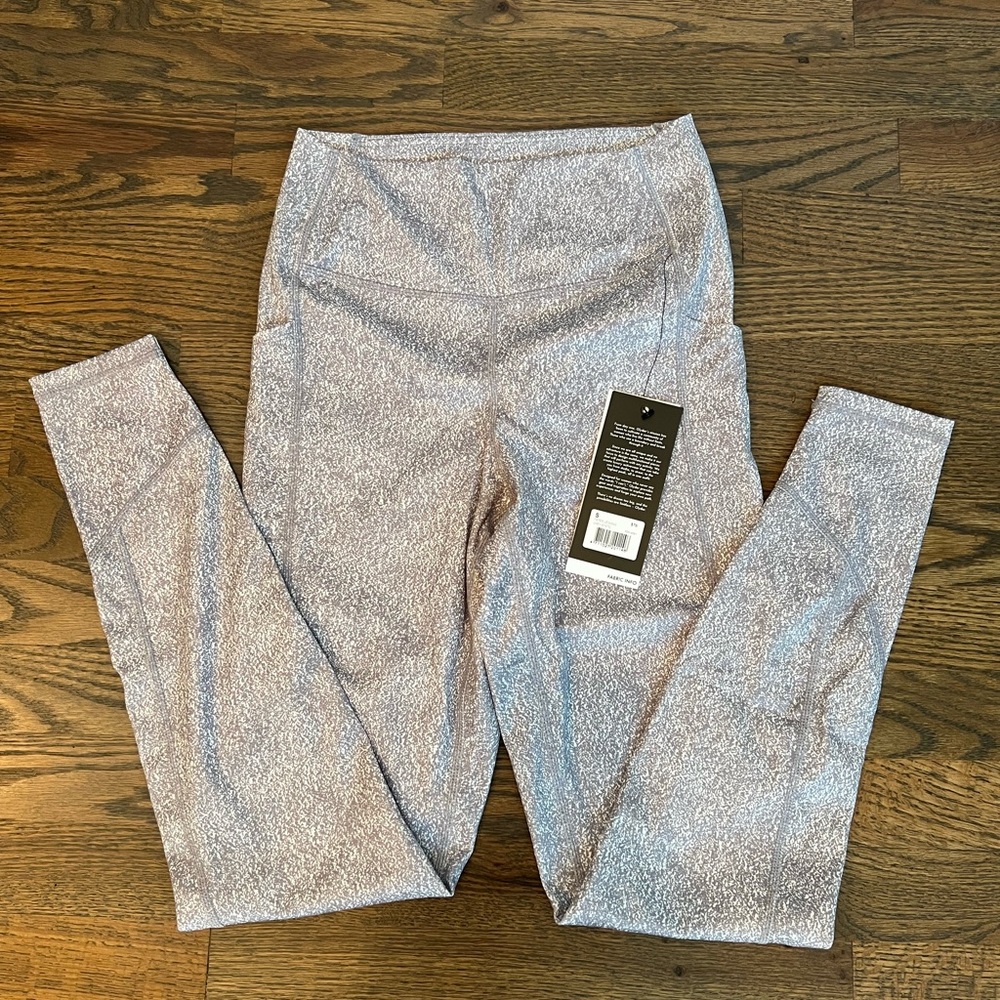 ***NWT*** Glyder Taper Leggings | Size S